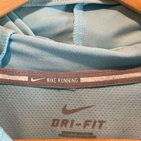Nike Dri Fit Top Running Hoodie Size Small Aqua Athletic Top Pullover Women’s - Picture 3 of 9